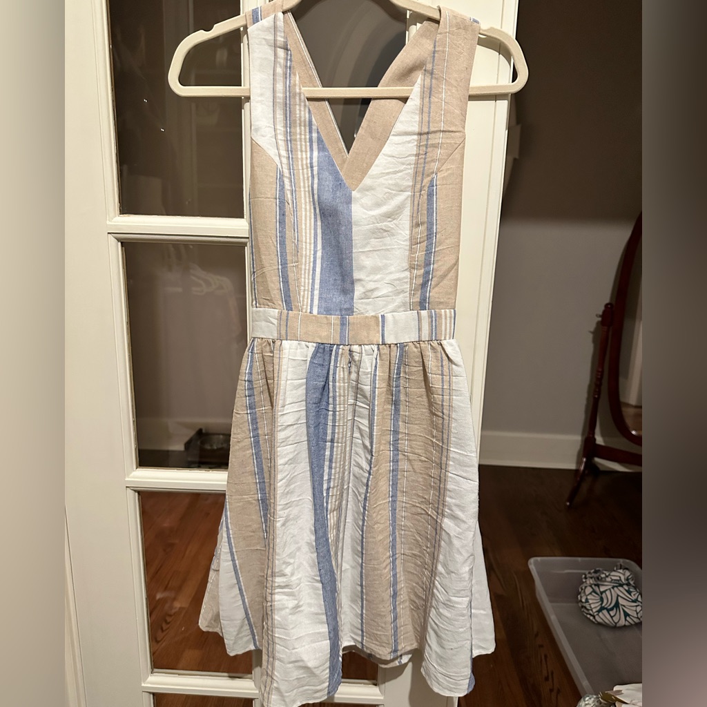 Altar’d State Criss Cross Linen Sun Dress